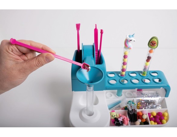 Clementoni Idea - Laboratorio delle Penne - Kit Creativo per Realizzare Penne Colorate e Personalizzabili, Gioco per Bambini 6 