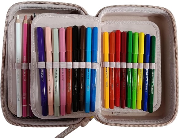 Astuccio Completo One Time 3 piani una zip TintaUNITA con 18 Pastelli, 18 Pennarelli, 1 Penna Blu, 1 Penna Rossa, una Gomma da 