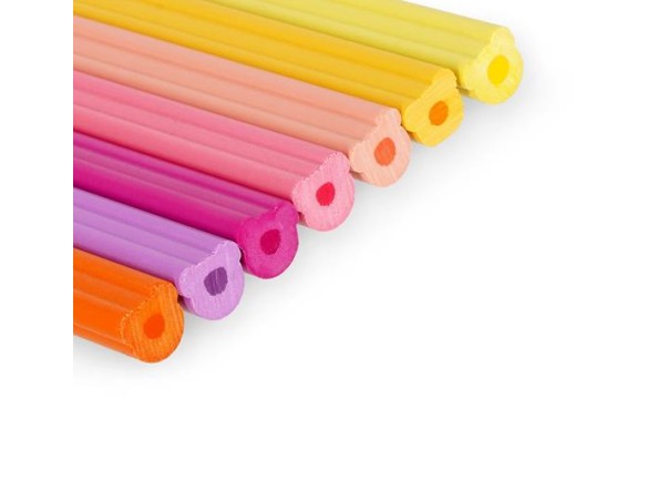 Legami - Set di 24 Matite Colorate con Temperino Teddy Friends, Pastelli per Colorare, a Forma di Orsetto, Resistenti, Senza Le