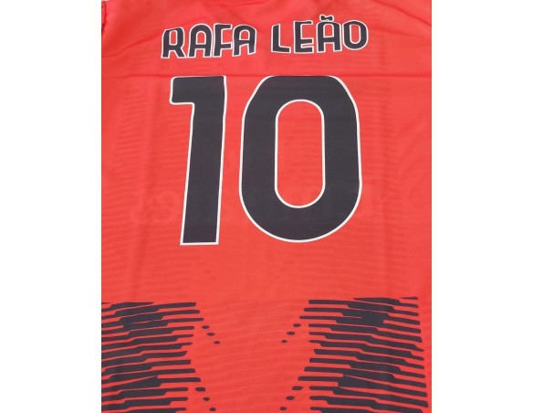 MAGLIA NON UFFICIALE ROSSONERO LEAO MODRIC " MILAN " - COPIA NON CONFORME ALL'ORIGINALE -