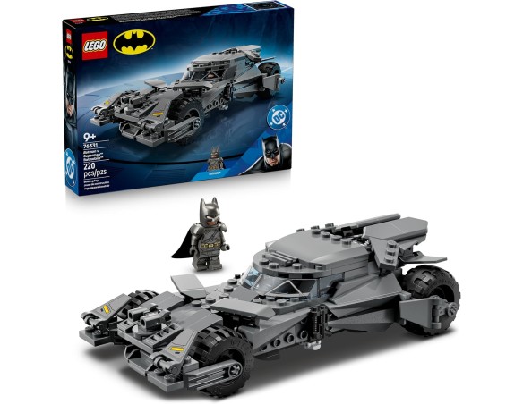LEGO DC Batman v Superman Batmobile - Macchina Giocattolo - Kit Modellismo da Collezione con Minifigure del Supereroe - Idea Re