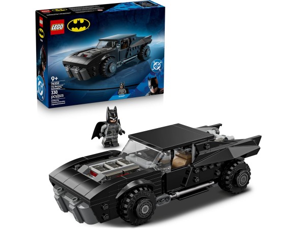 LEGO DC Batmobile di Batman - Macchina Giocattolo - Kit di Modellismo da Collezione con Minifigure del Supereroe e Moneta d'Oro