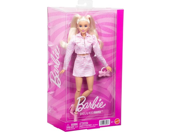 Barbie | Barbie - Deluxe Style n. 9, bambola dai capelli biondi con outfit in denim rosa, giacca e gonna coordinate con accesso